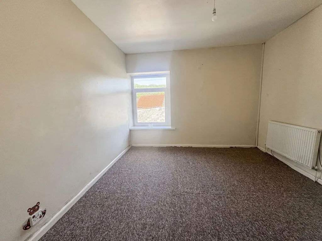 2 bed Mixed Use
