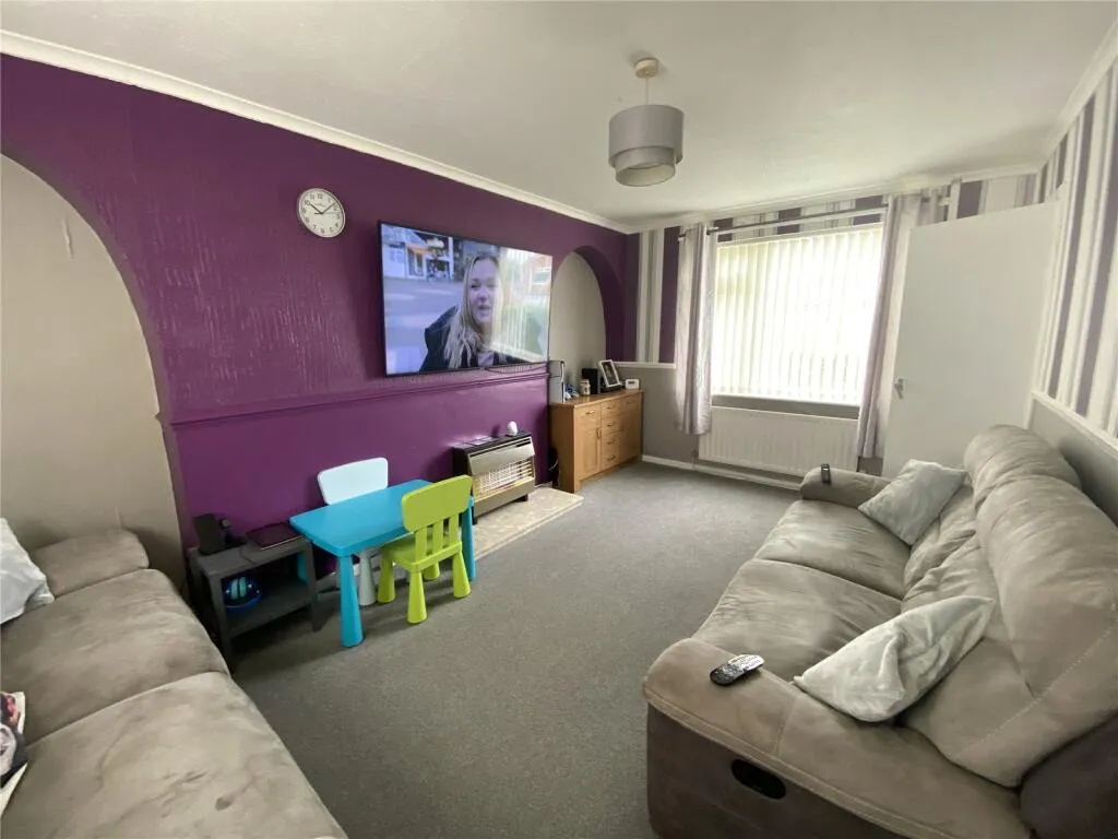 3 bed End of Terrace