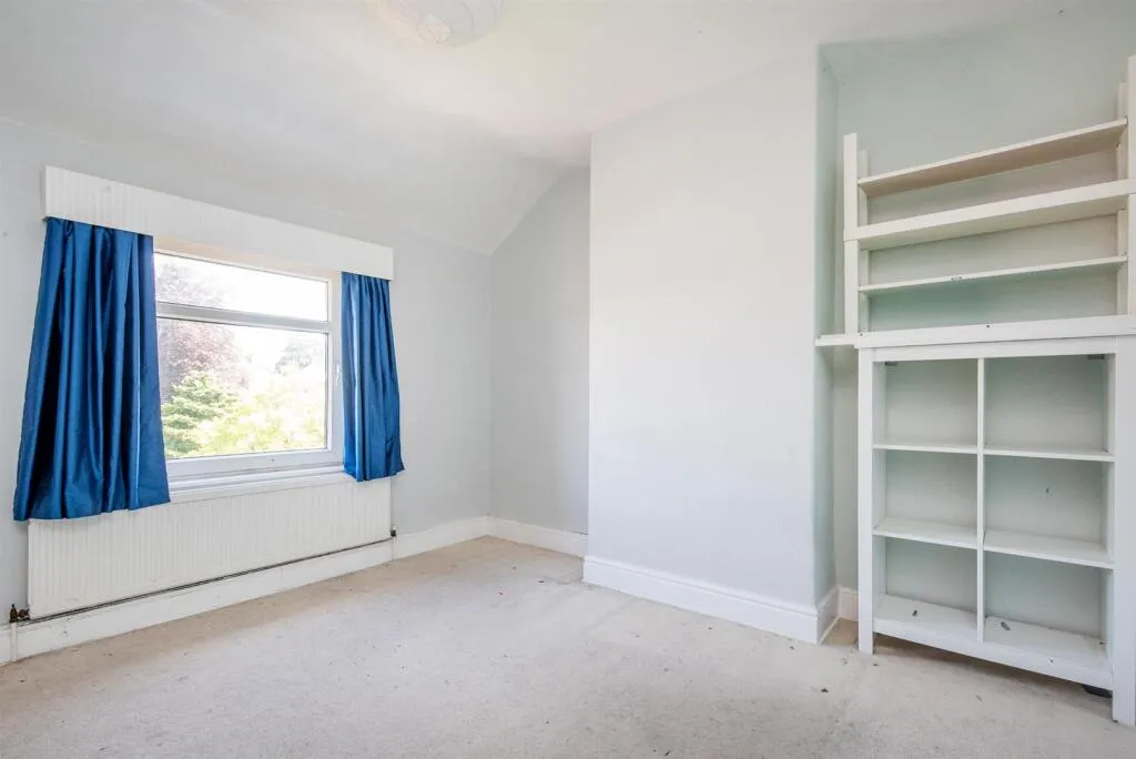 3 bed Semi-Detached