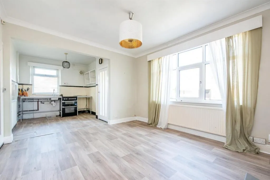 3 bed Semi-Detached