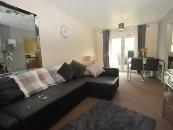 2 bed Apartment