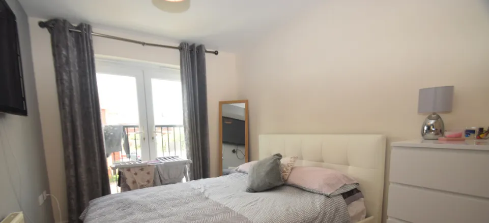 2 bed Apartment