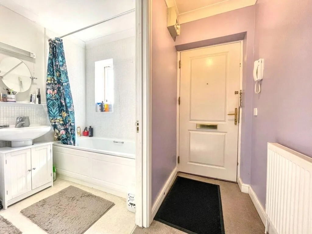 1 bed Apartment