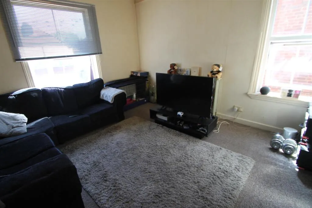 5 bed House Share