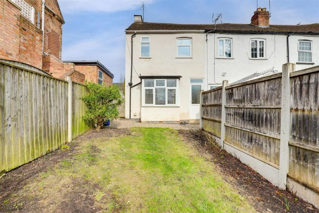 2 bed End of Terrace