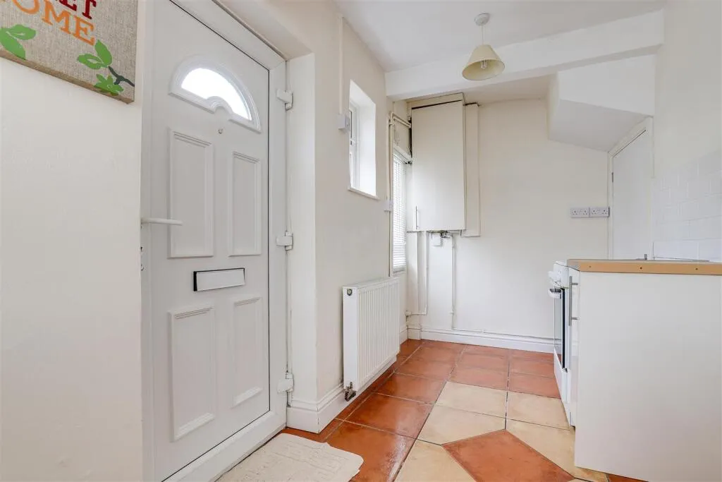 2 bed End of Terrace