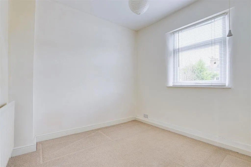 2 bed End of Terrace