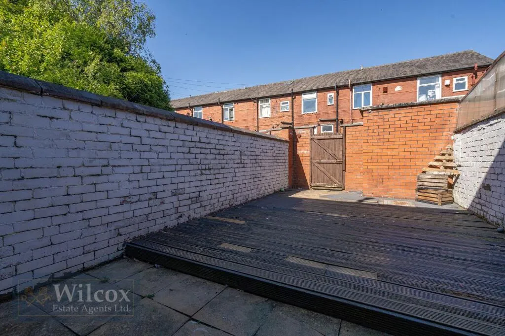 2 bed Terraced