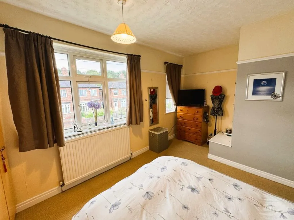 2 bed Semi-Detached