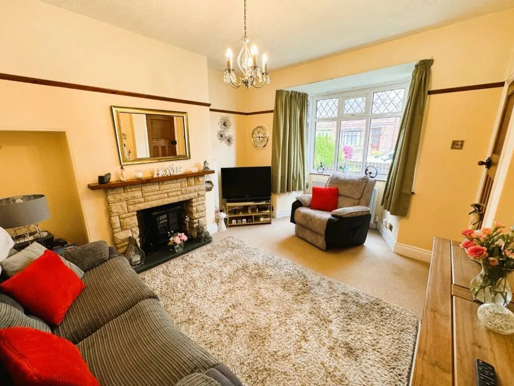 2 bed Semi-Detached