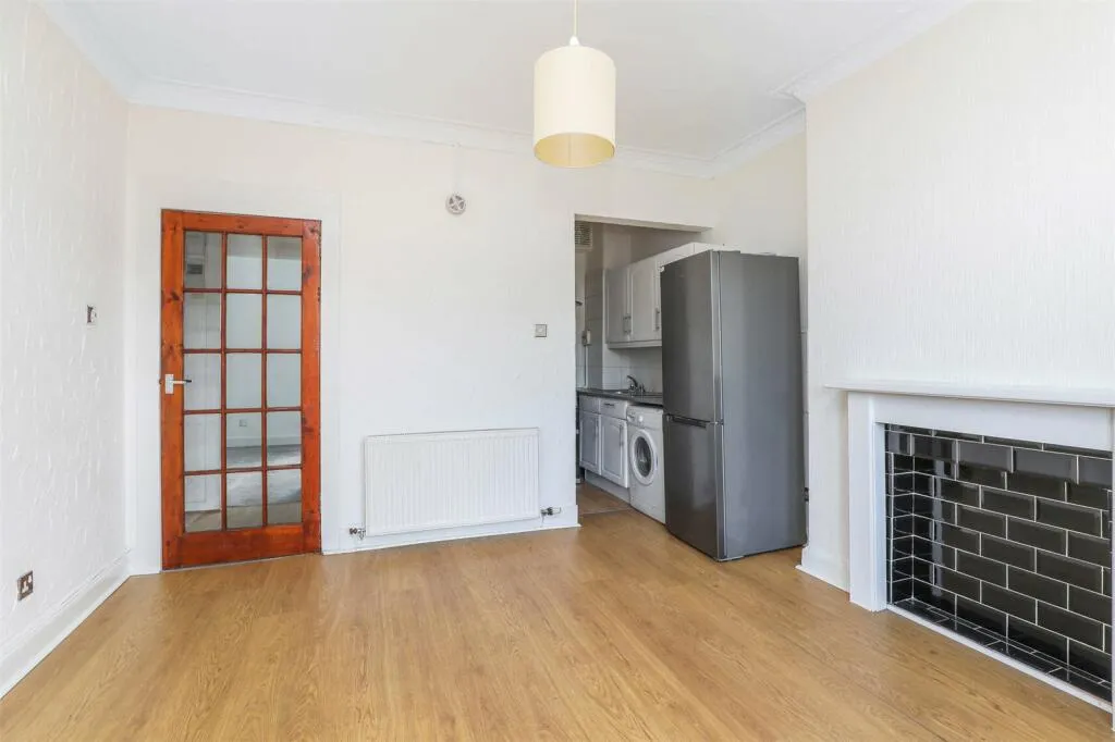 1 bed Apartment