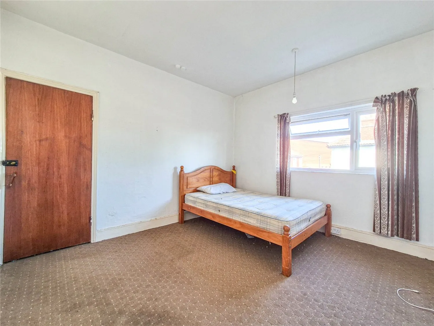 3 bed Terraced