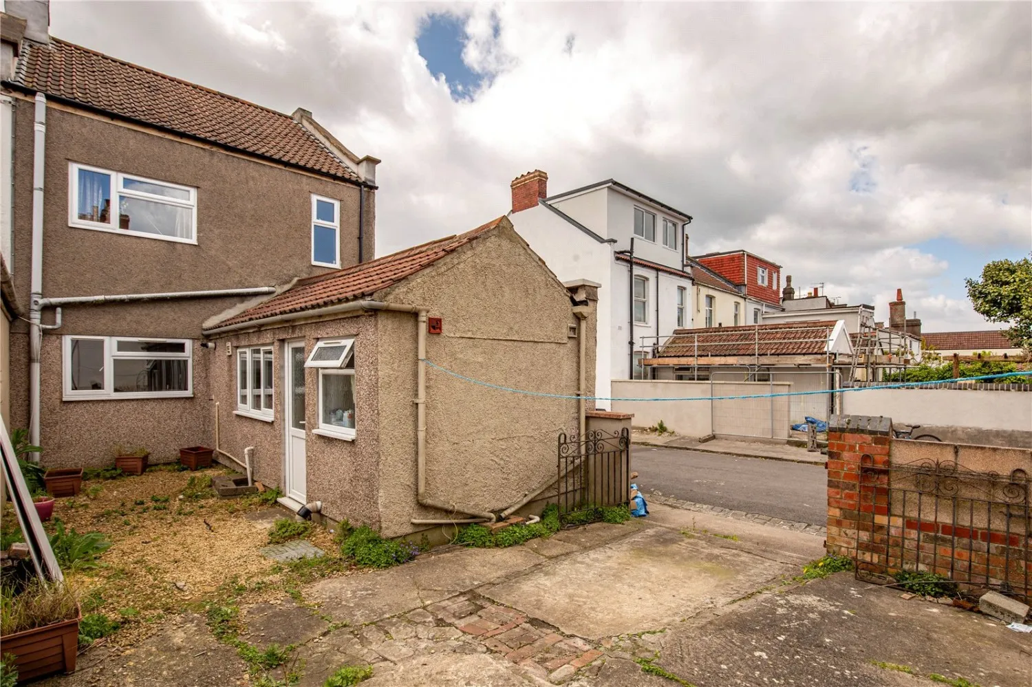 3 bed Terraced