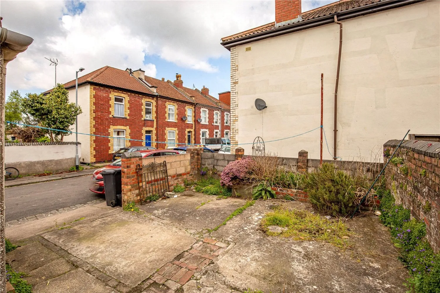 3 bed Terraced