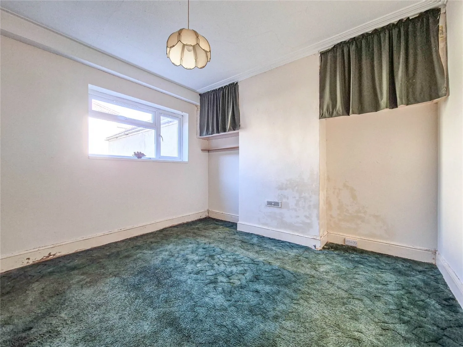 3 bed Terraced