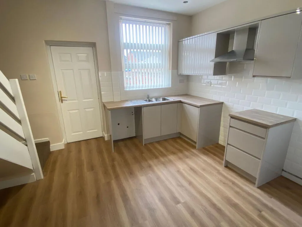 2 bed End of Terrace