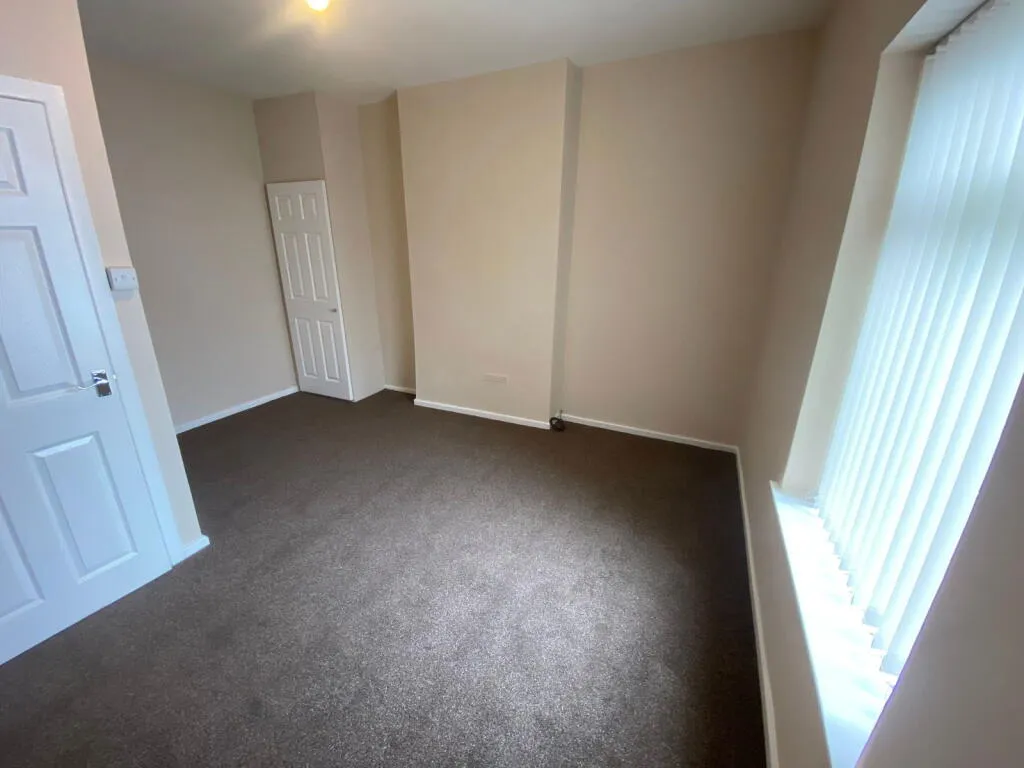 2 bed End of Terrace