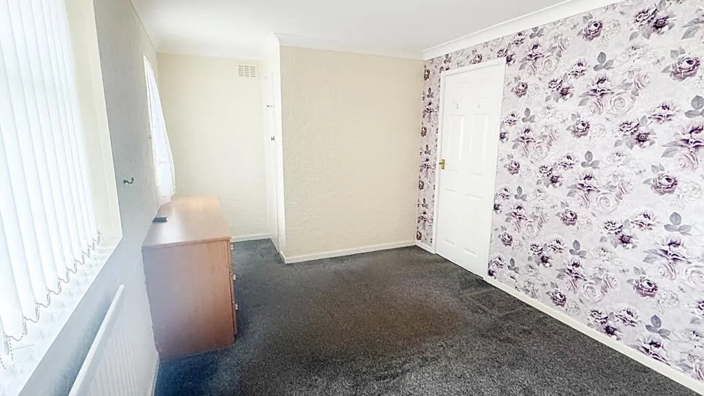 2 bed Semi-Detached