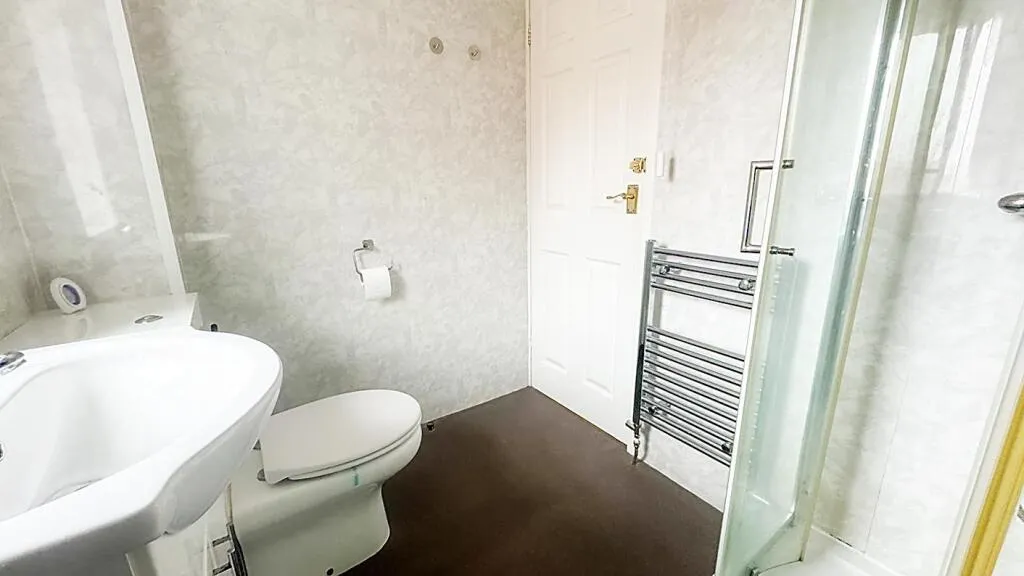 2 bed Semi-Detached
