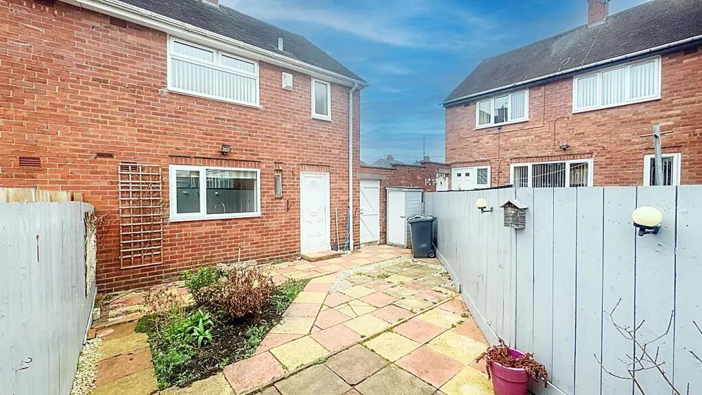 2 bed Semi-Detached