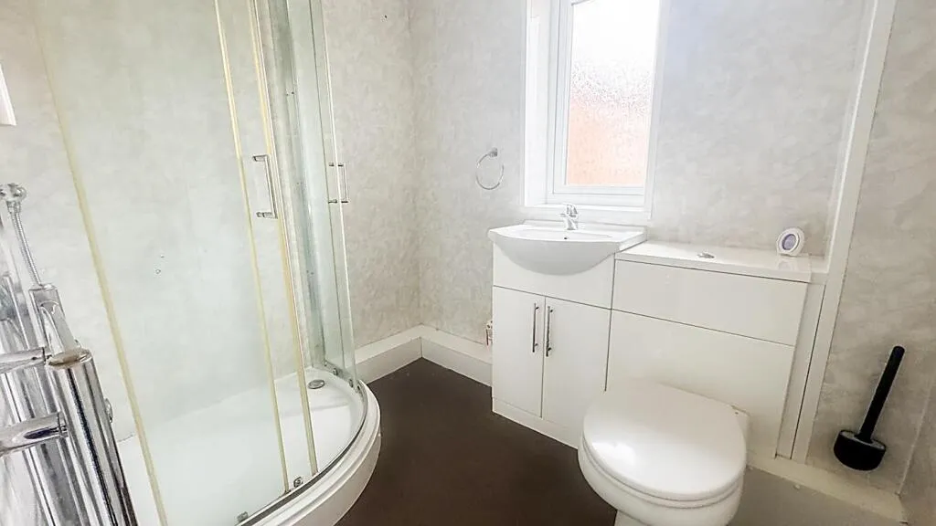 2 bed Semi-Detached