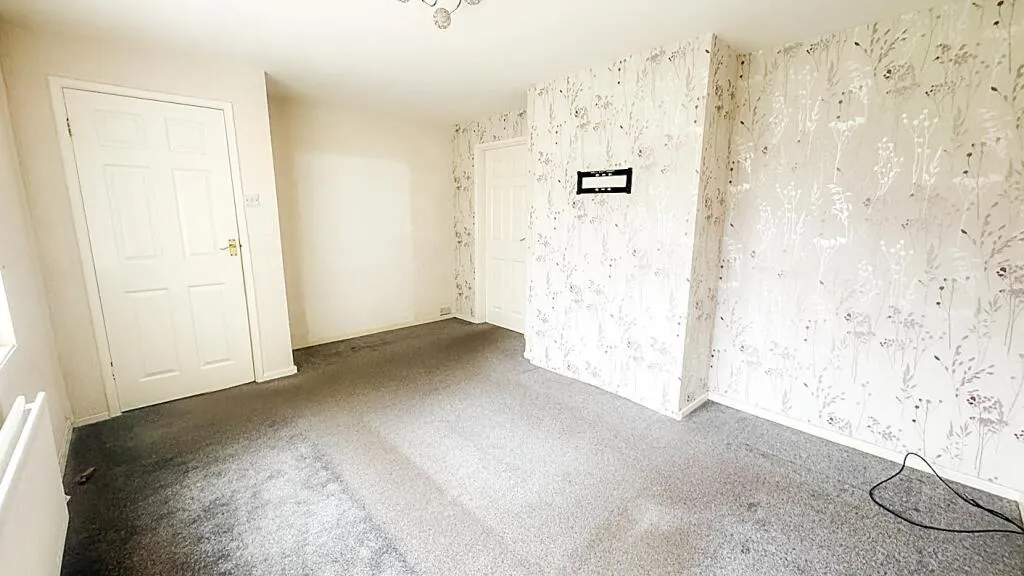 2 bed Semi-Detached