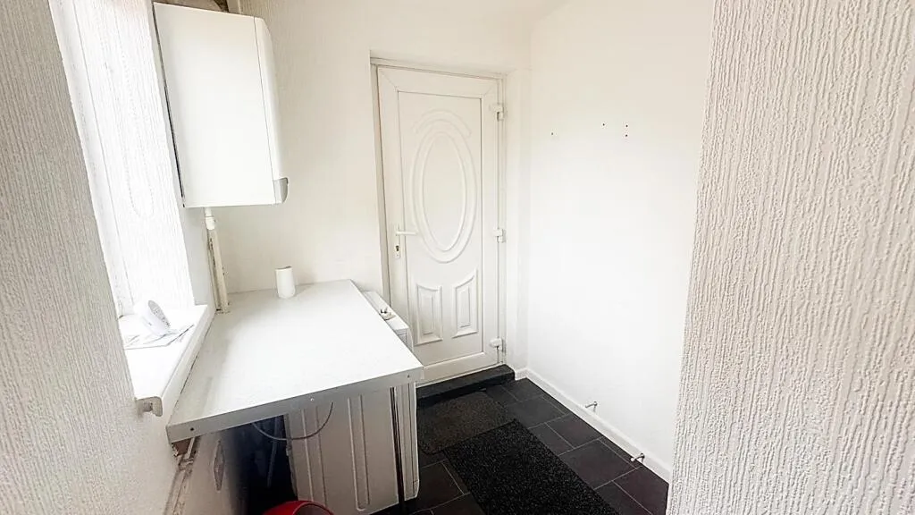2 bed Semi-Detached