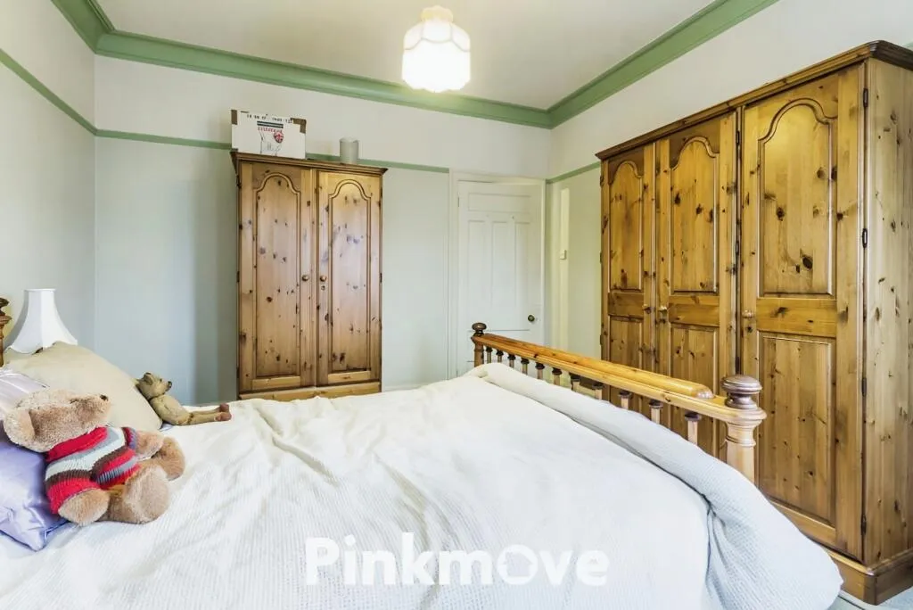 3 bed Semi-Detached