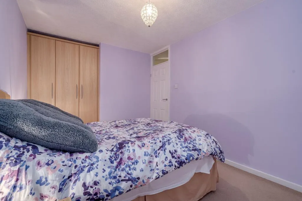 3 bed End of Terrace
