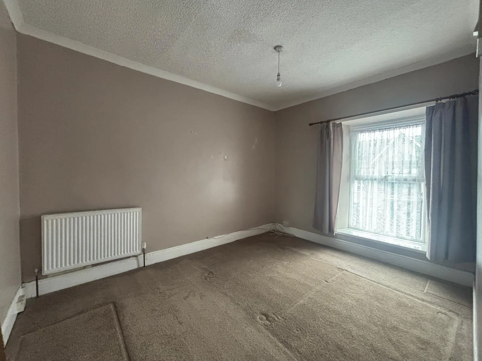 2 bed End of Terrace