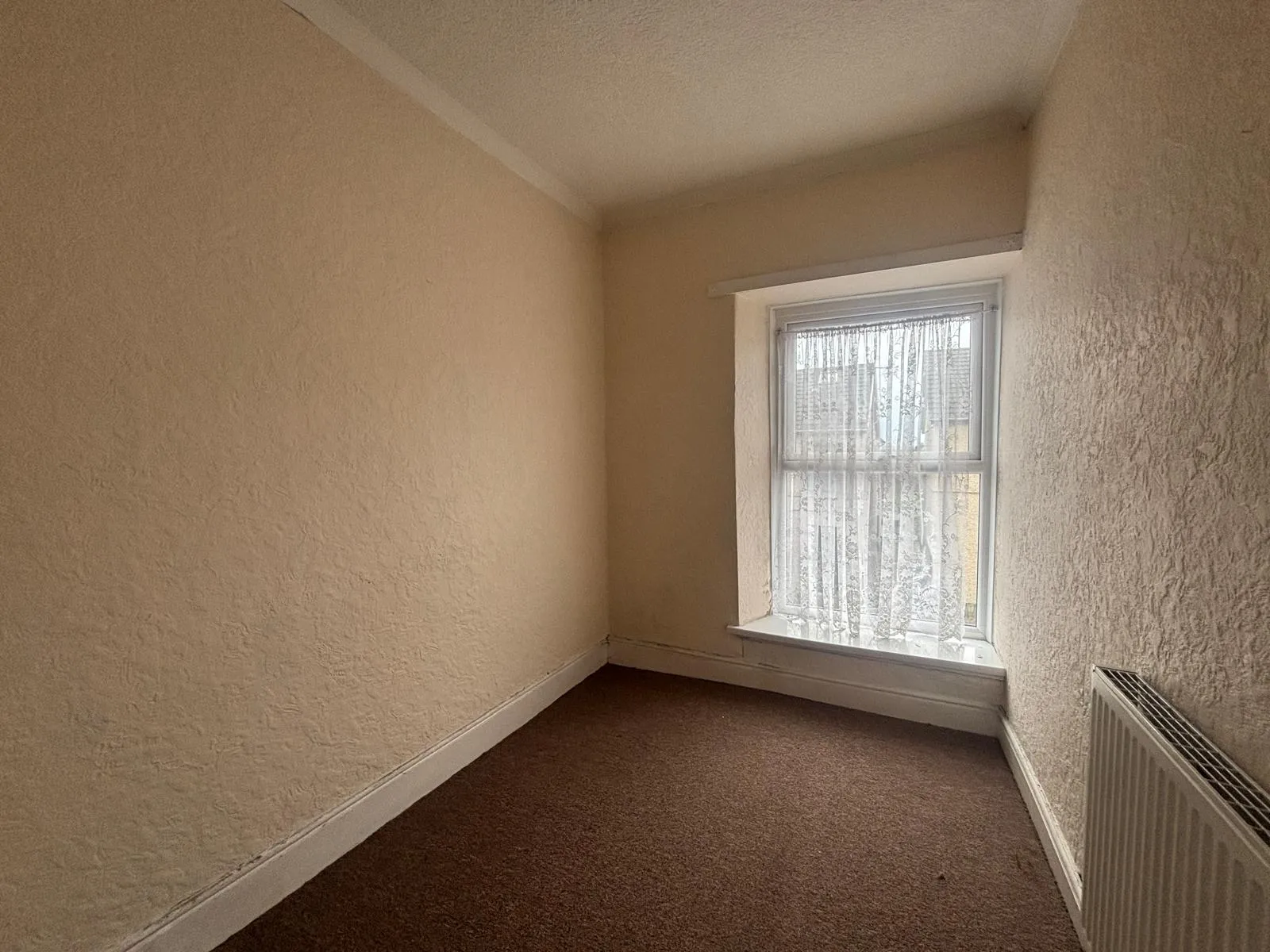 2 bed End of Terrace