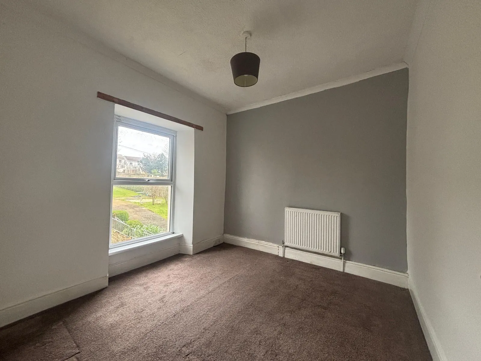 2 bed End of Terrace