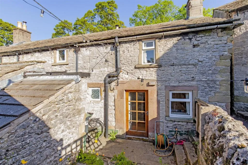 2 bed Cottage