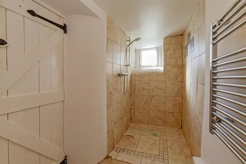2 bed Cottage
