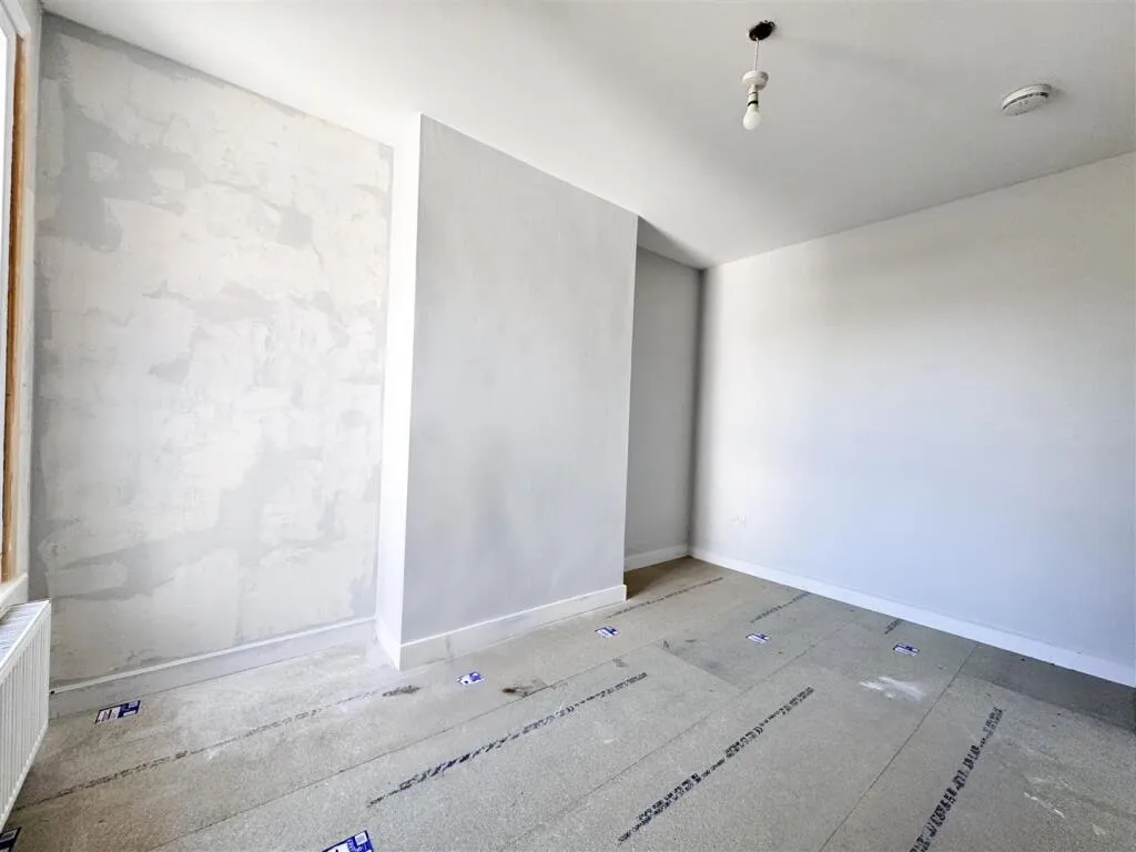 3 bed Apartment