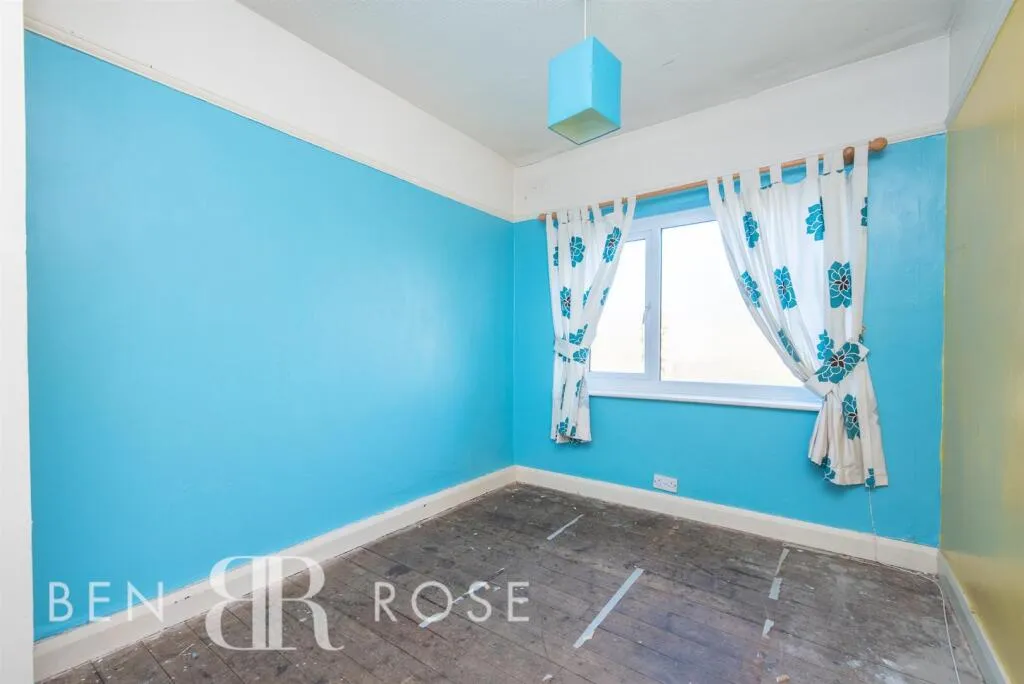 3 bed Semi-Detached