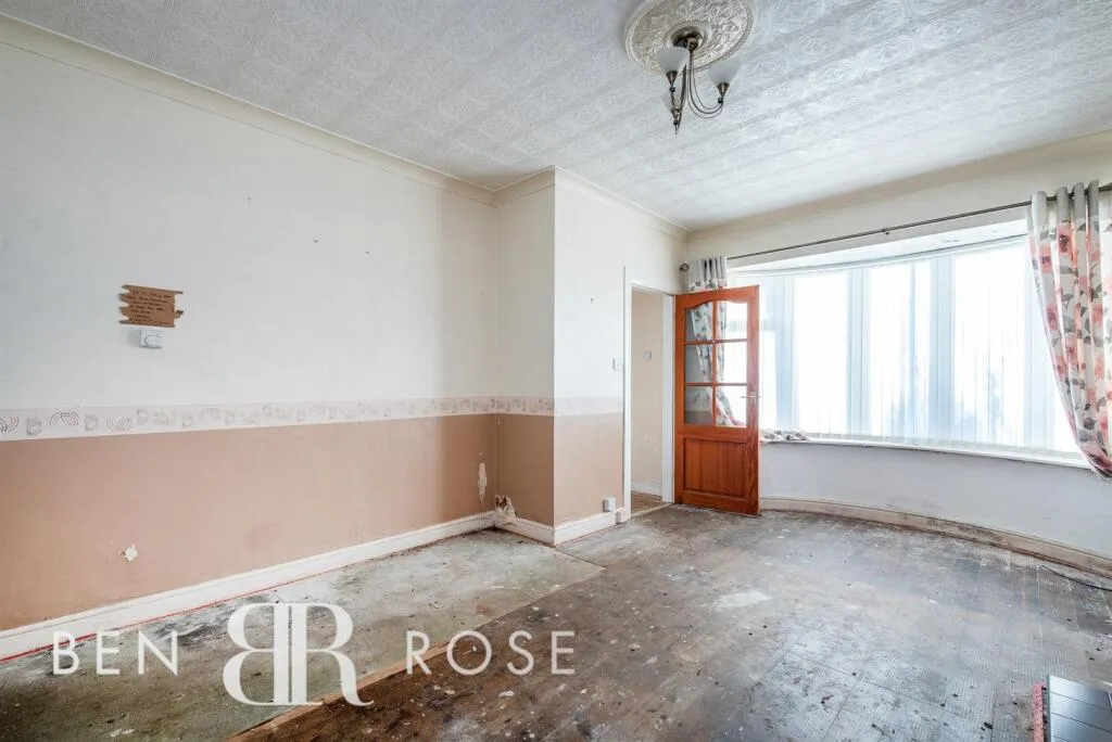 3 bed Semi-Detached