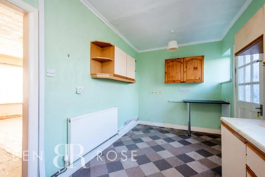 3 bed Semi-Detached