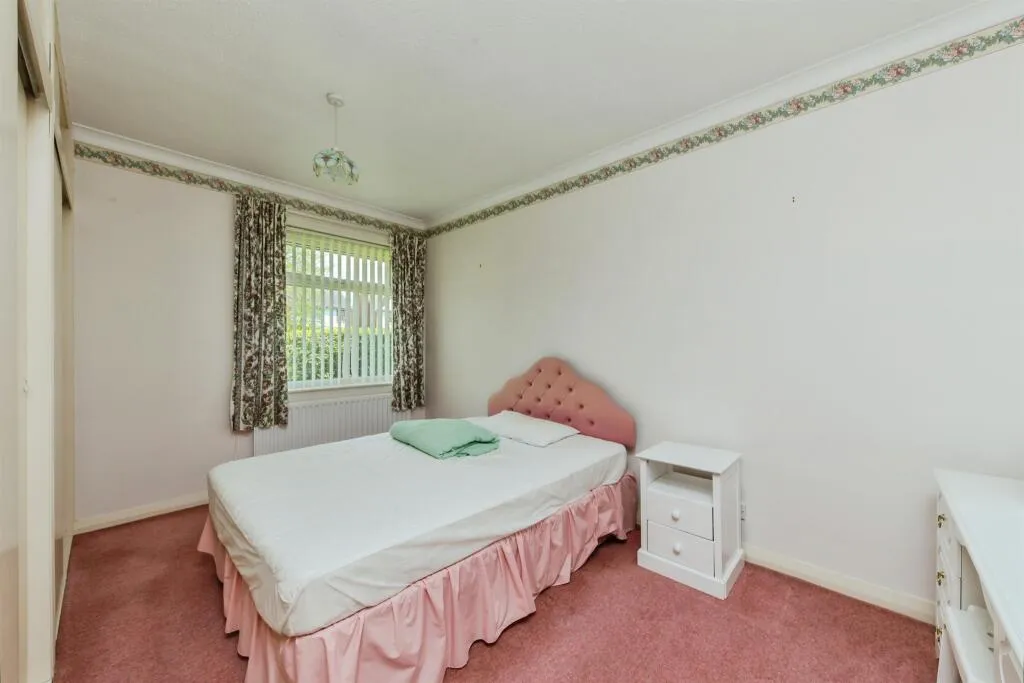 3 bed Detached Bungalow