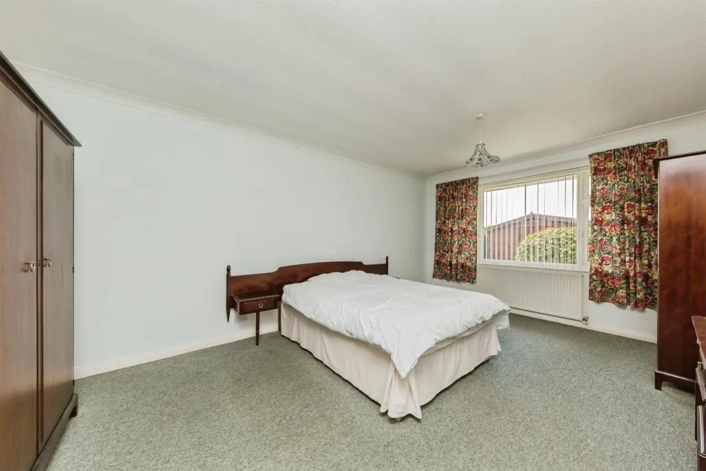 3 bed Detached Bungalow