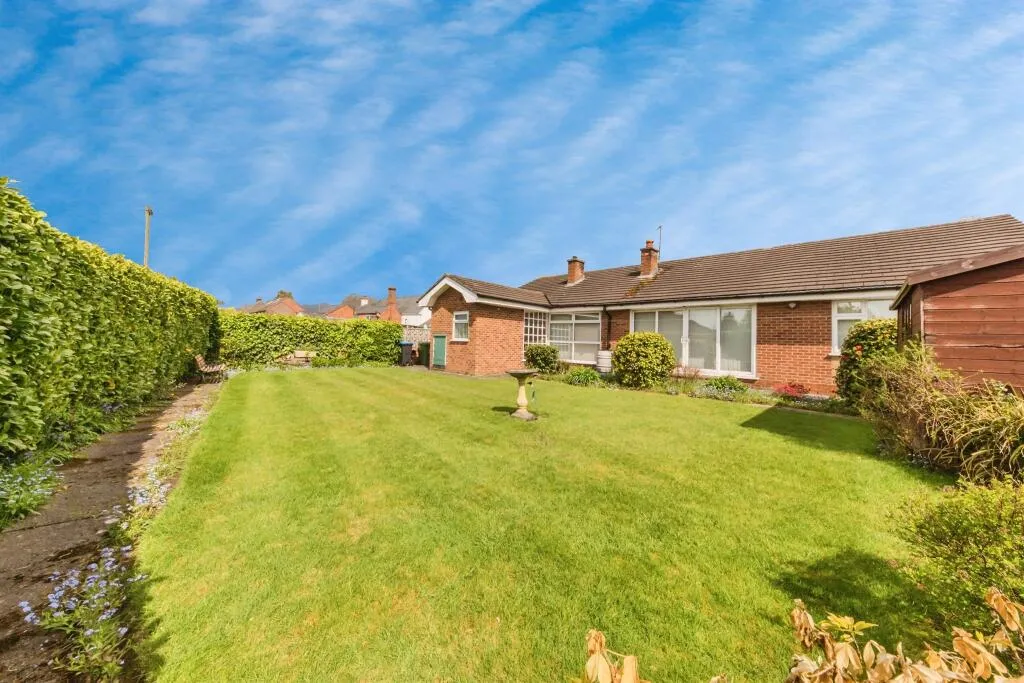 3 bed Detached Bungalow