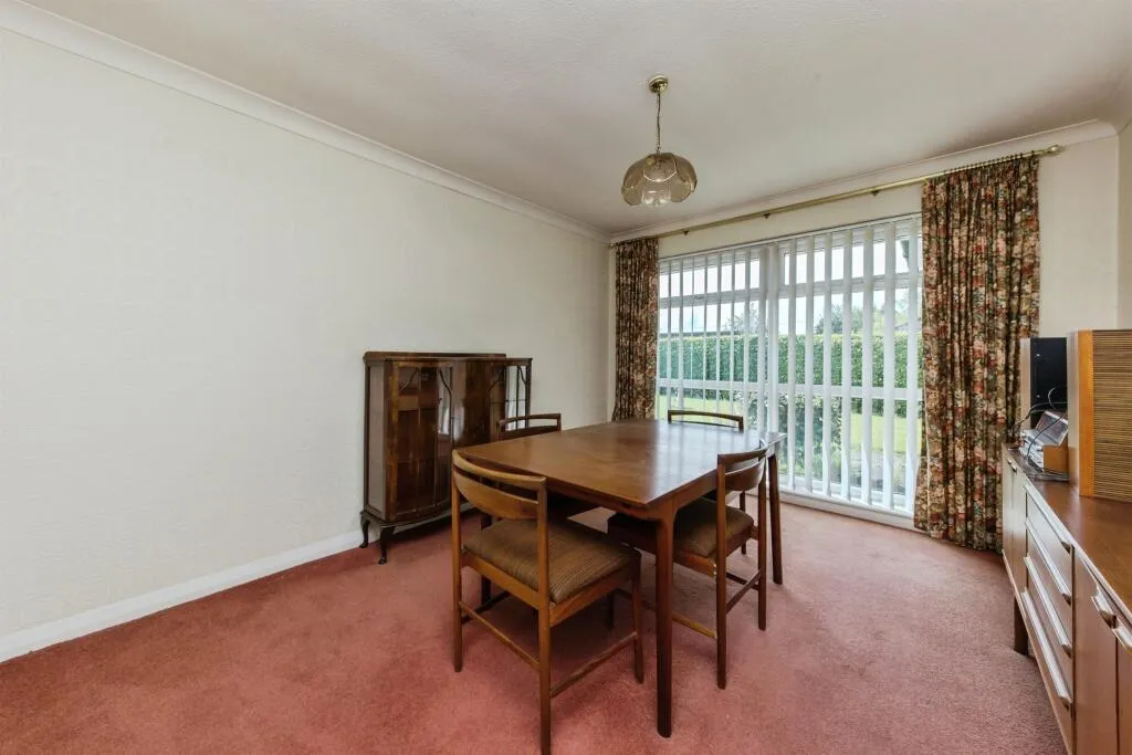 3 bed Detached Bungalow