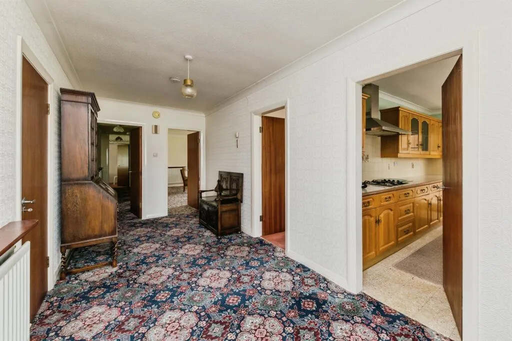 3 bed Detached Bungalow