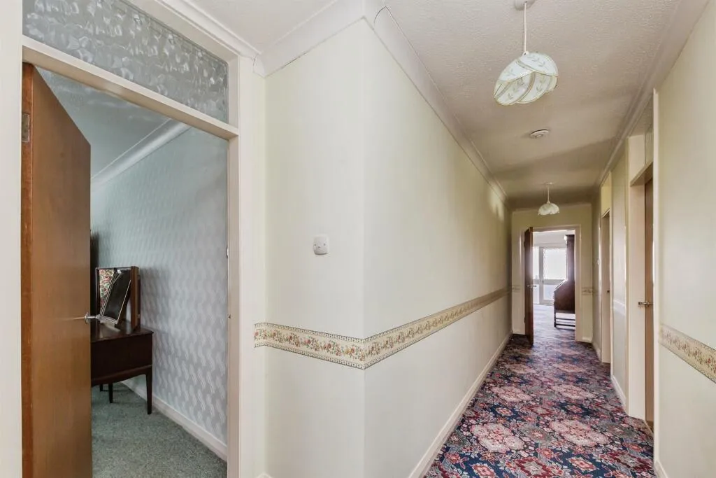 3 bed Detached Bungalow