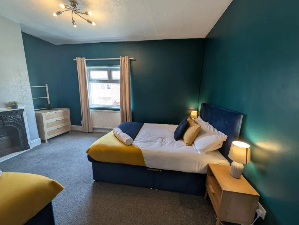 2 bed House