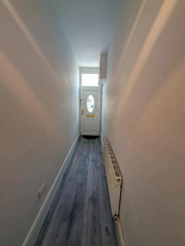 2 bed House