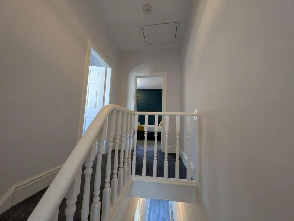2 bed House