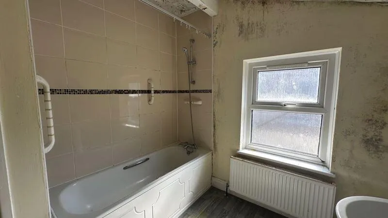 3 bed Semi-Detached