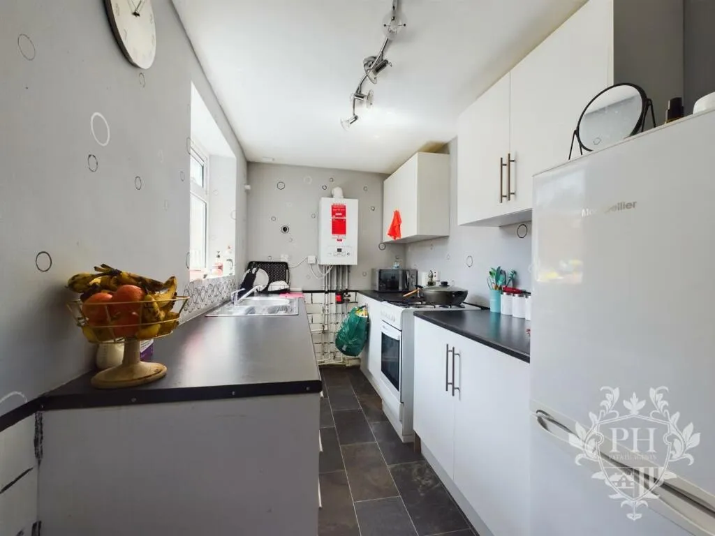 2 bed Terraced