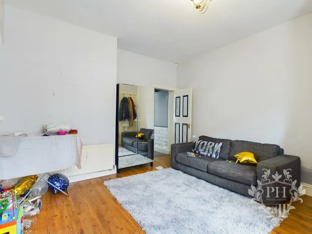 2 bed Terraced